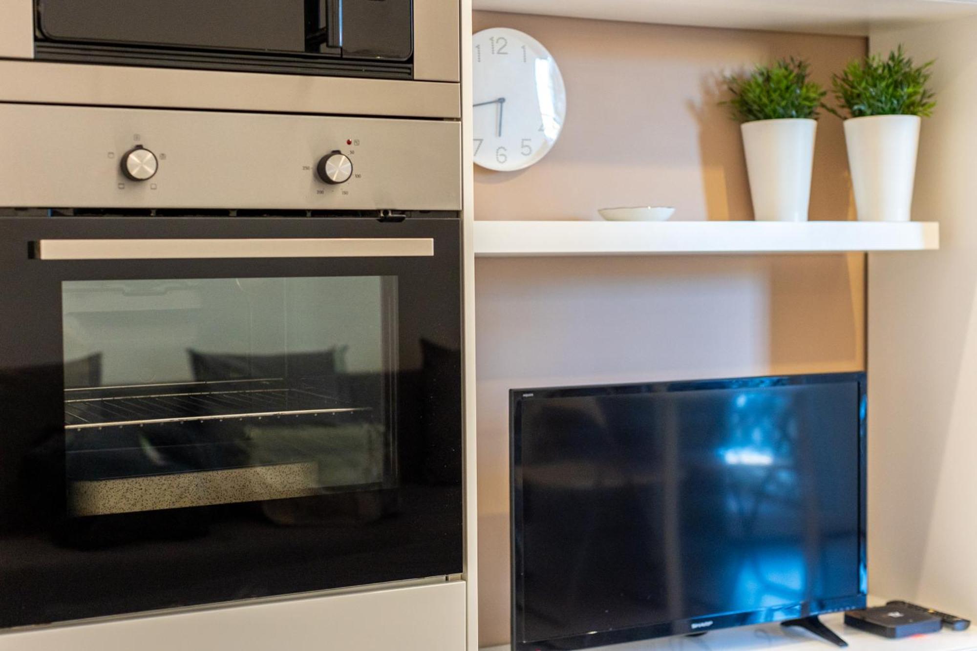 Ottoboni Apartment, 4 Persone, Balcone, Wi-Fi, Stazione Tiburtina Rom Exteriör bild